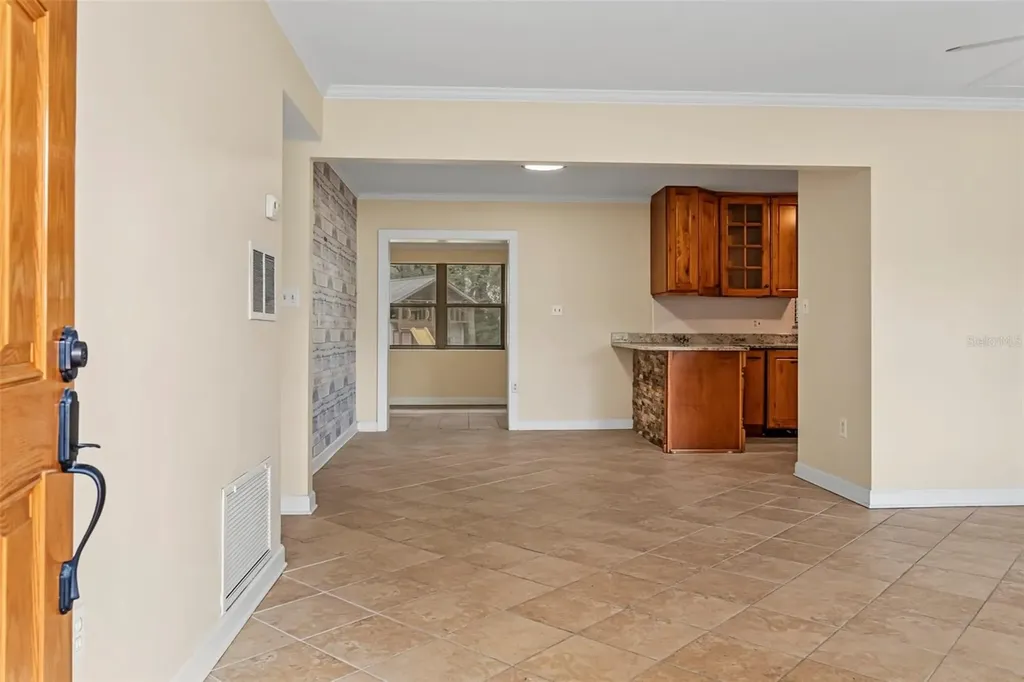 409 E Gulley Avenue Oakland FL 34760