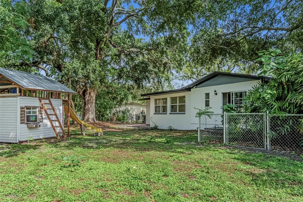 409 E Gulley Avenue Oakland FL 34760