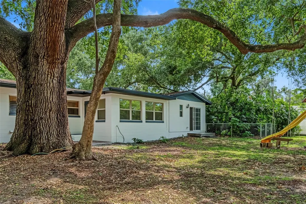 409 E Gulley Avenue Oakland FL 34760