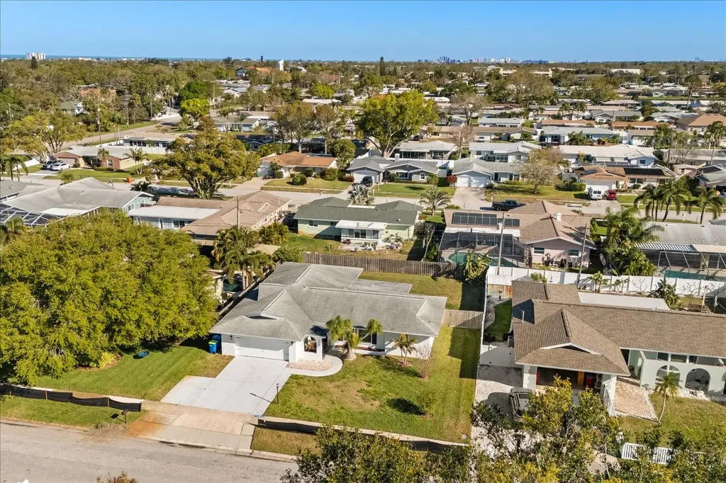 13923 Brewster Drive Largo FL 33774