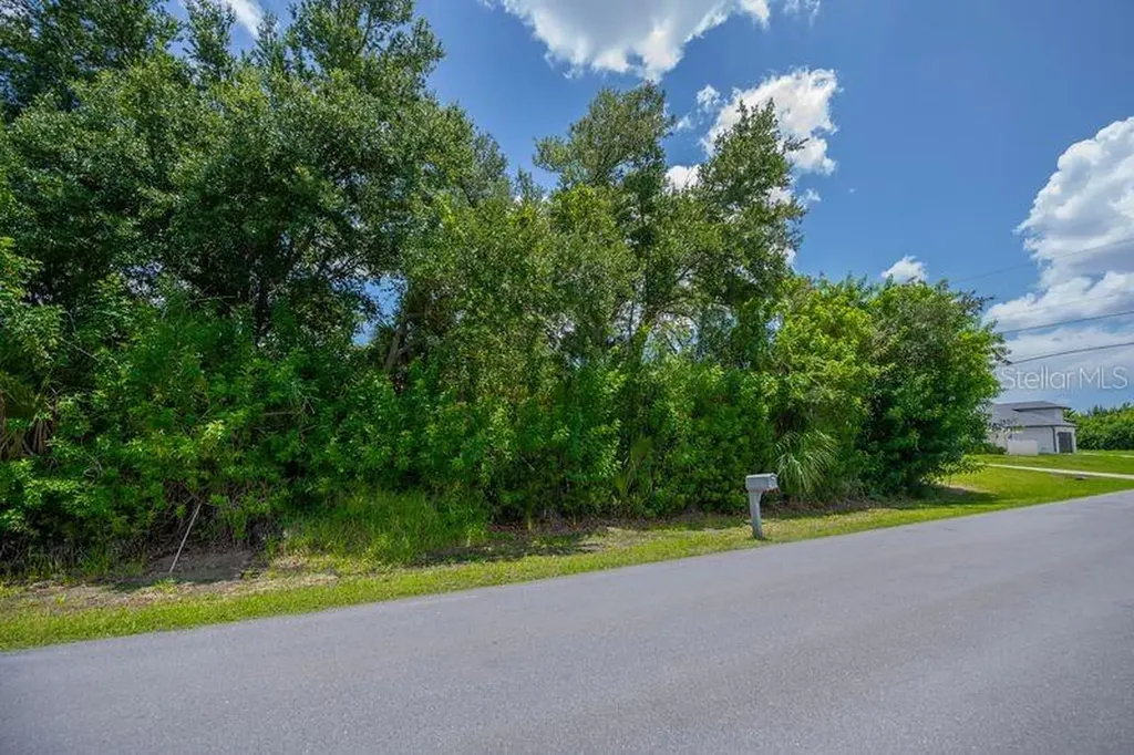 6304 Tilly Street Englewood FL 34224