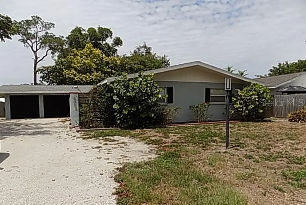 3408 17th Avenue W Bradenton FL 34205