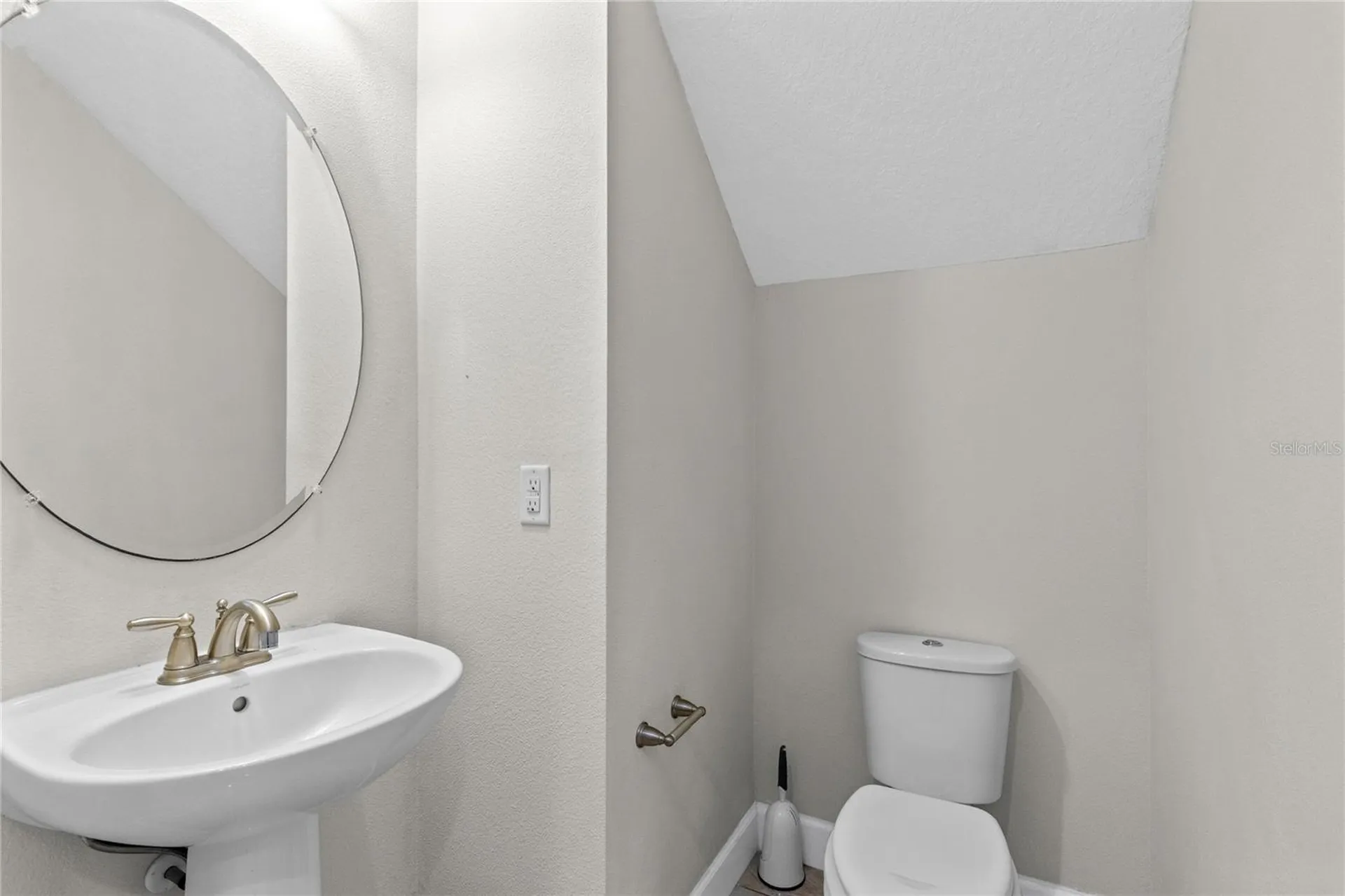 13775 Benavente Avenue Orlando FL 32827