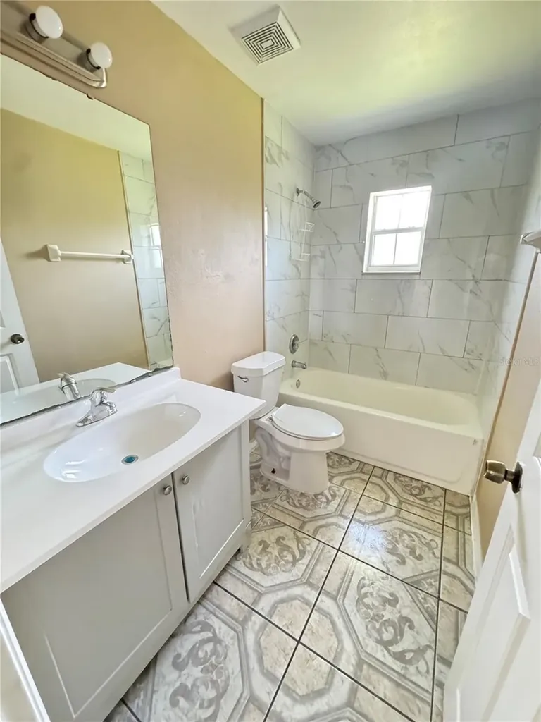 318 Ronnie Circle Orlando FL 32811
