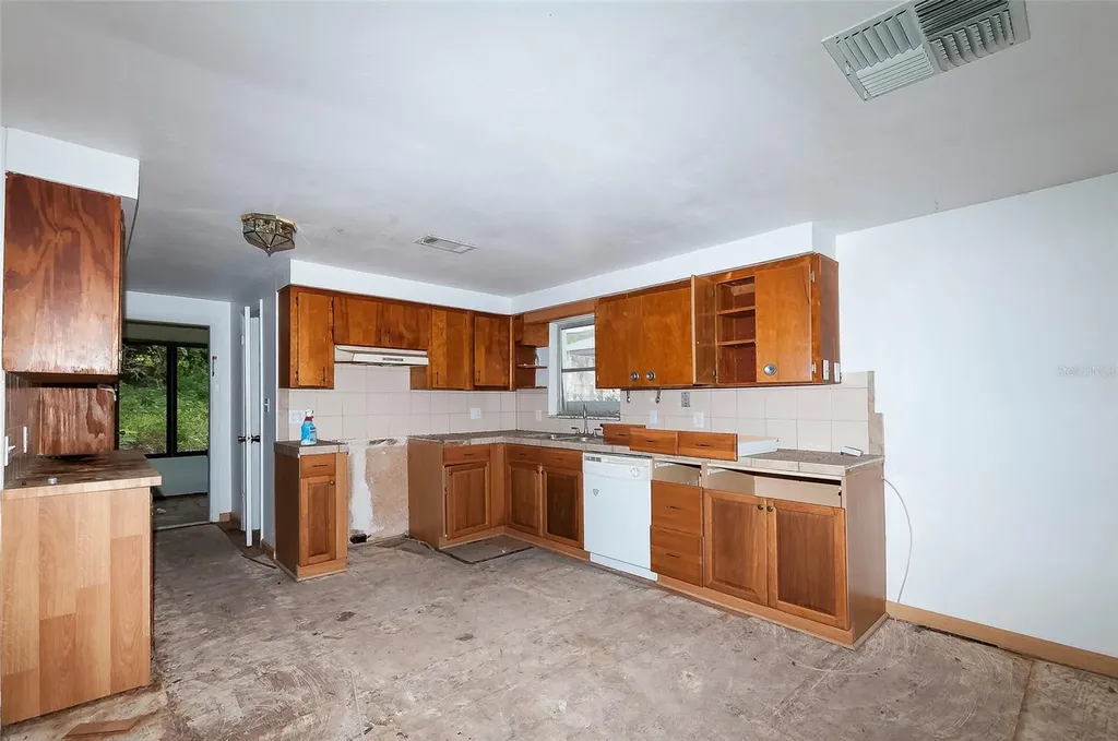 3596 W Ivy Street Dunnellon FL 34433