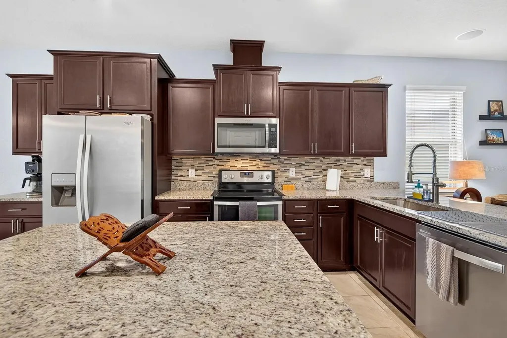 1407 Custer Bayou Street Ruskin FL 33570
