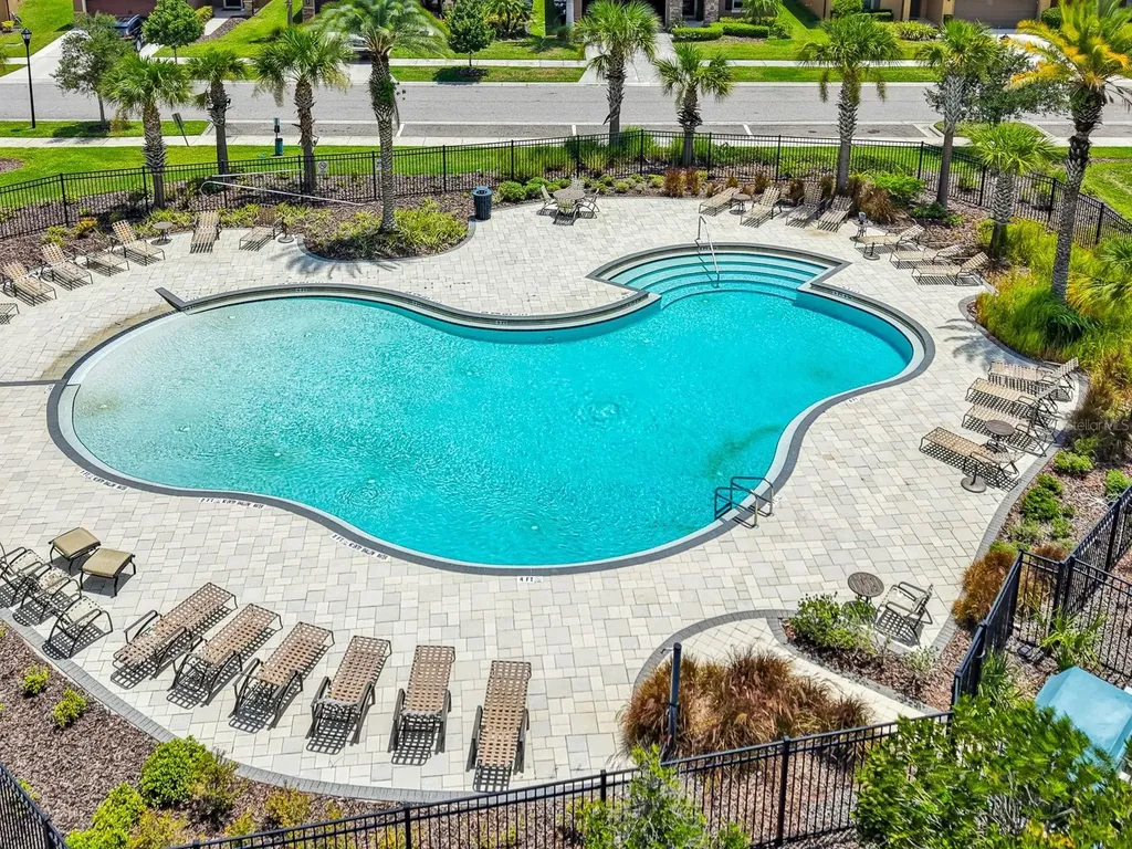 1407 Custer Bayou Street Ruskin FL 33570