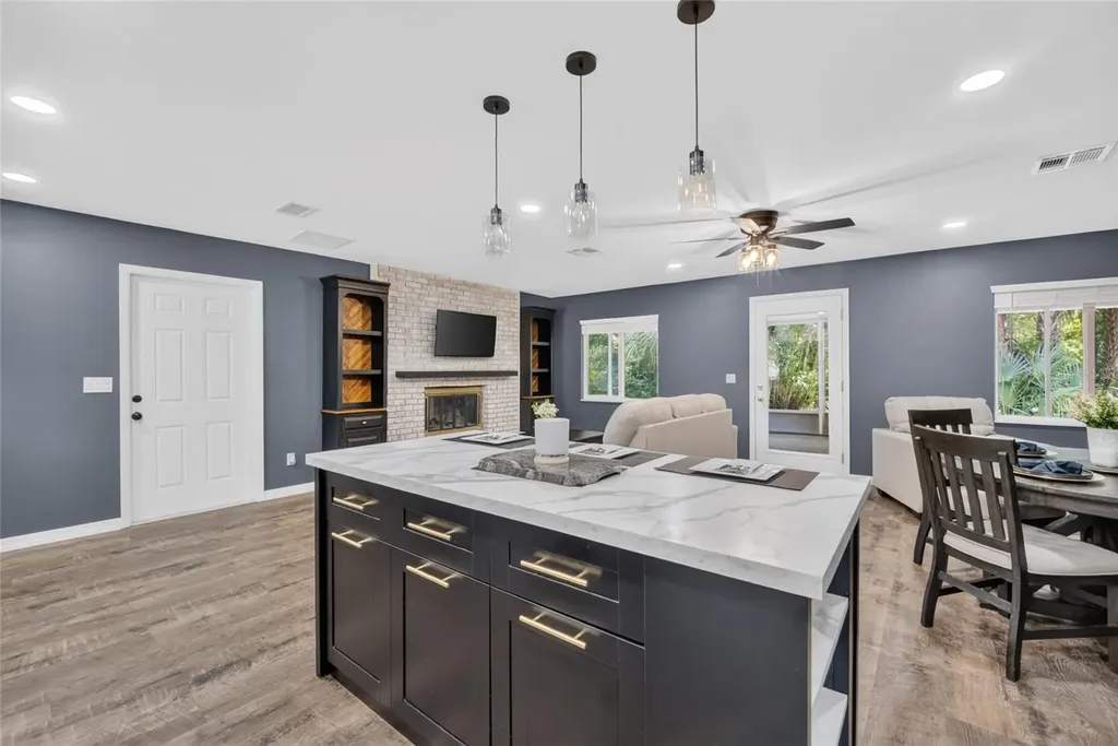 2277 N Bayou Point Inverness FL 34453