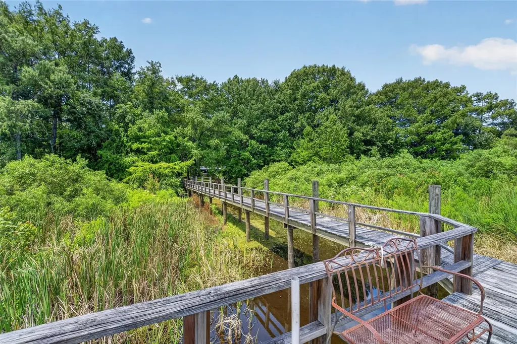 2277 N Bayou Point Inverness FL 34453