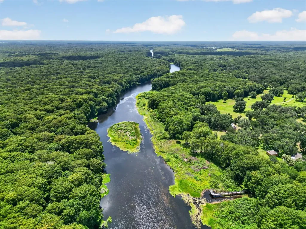 2277 N Bayou Point Inverness FL 34453
