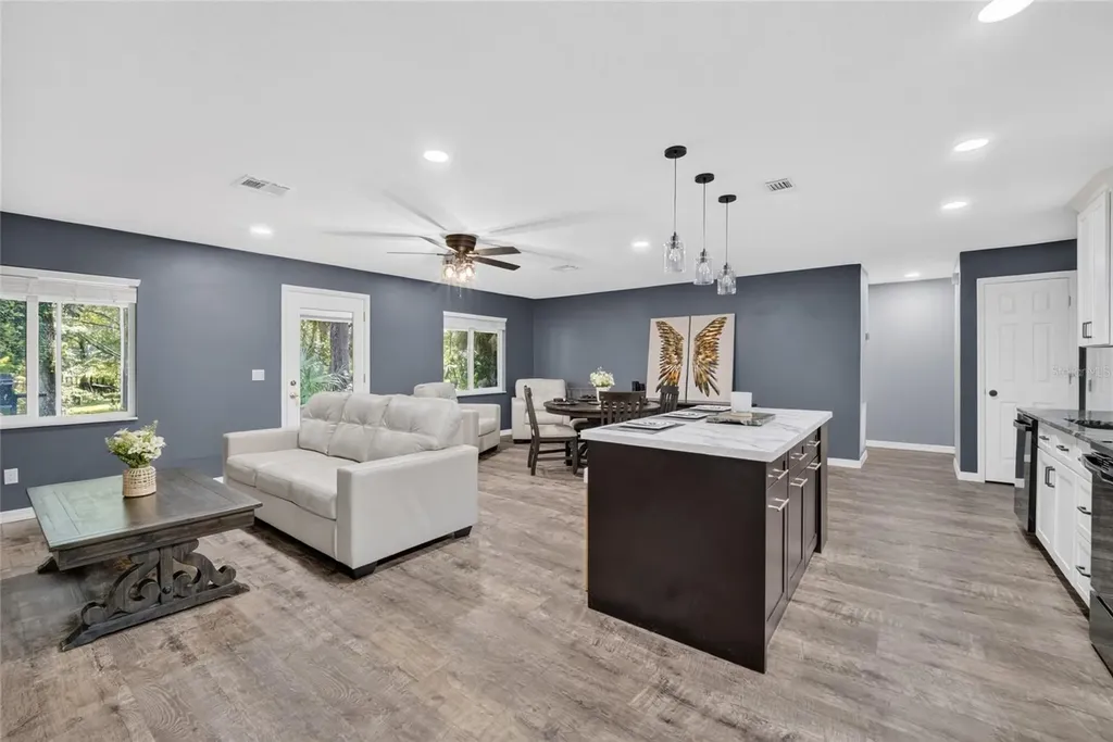 2277 N Bayou Point Inverness FL 34453