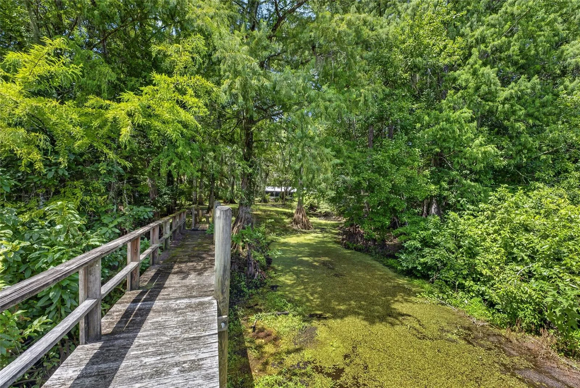 2277 N Bayou Point Inverness FL 34453