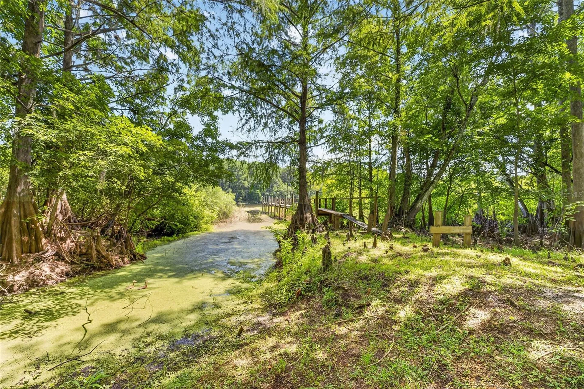 2277 N Bayou Point Inverness FL 34453