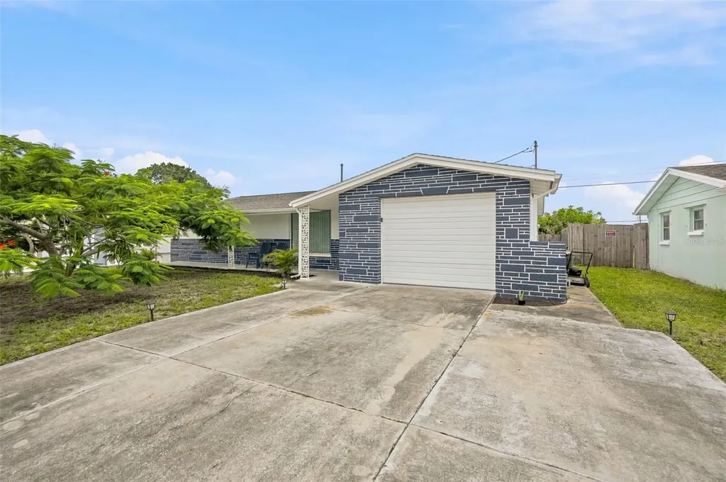 5334 Casino Drive Holiday FL 34690