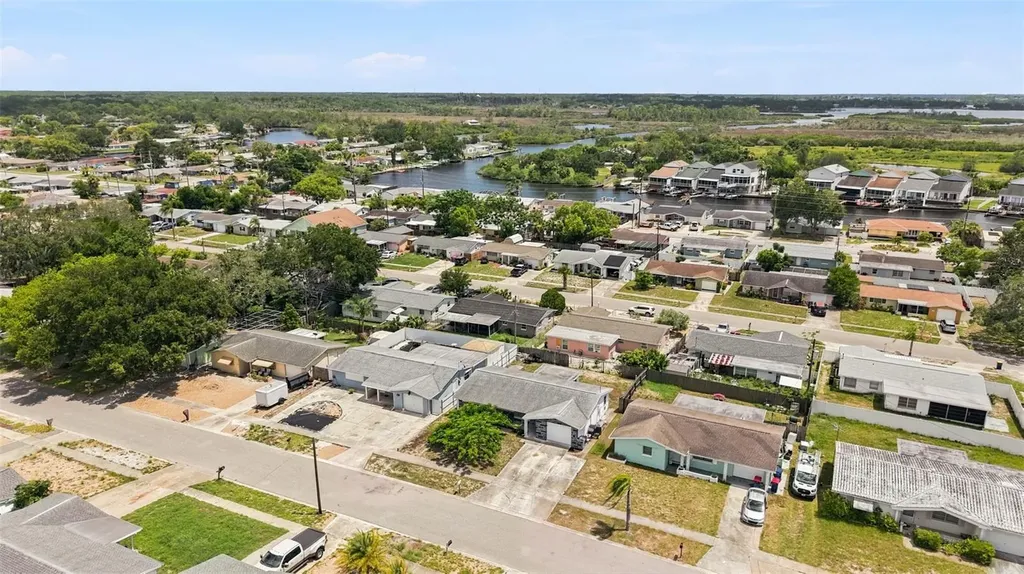 5334 Casino Drive Holiday FL 34690