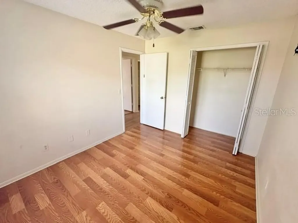 2224 Fairmont Circle Orlando FL 32837
