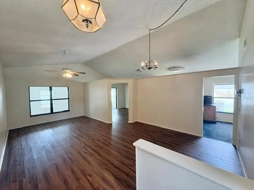 2224 Fairmont Circle Orlando FL 32837