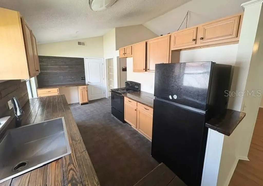 2224 Fairmont Circle Orlando FL 32837