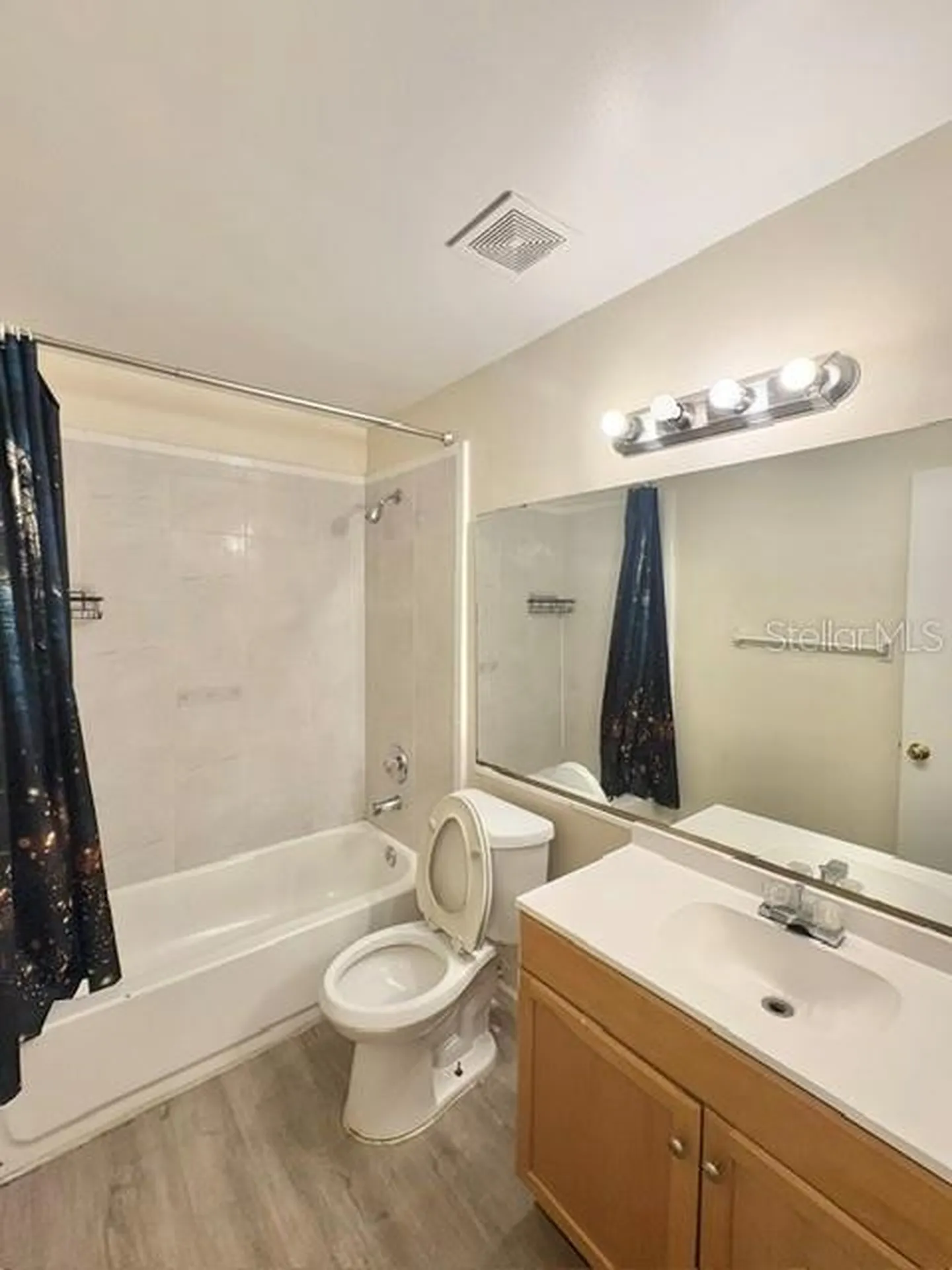 2224 Fairmont Circle Orlando FL 32837