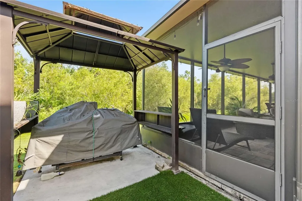 5049 Ivory Stone Drive Wimauma FL 33598