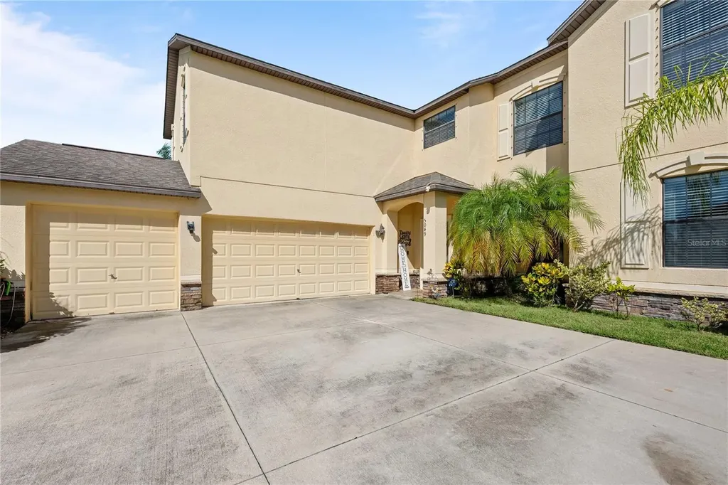 5049 Ivory Stone Drive Wimauma FL 33598