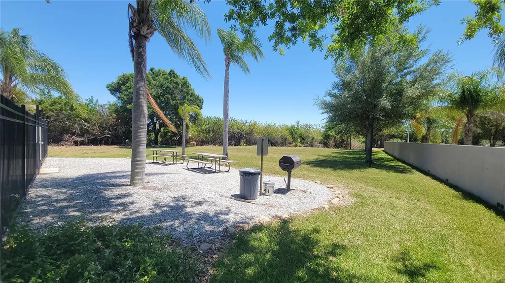 6235 Bayside Key Drive Tampa FL 33615