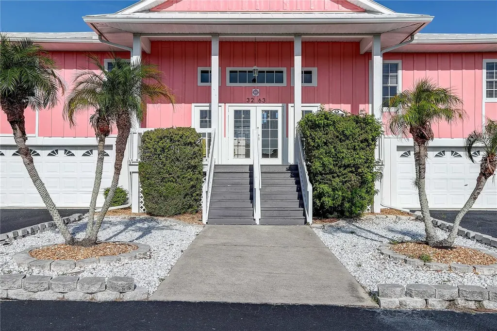 3263 Shoal Line Boulevard Hernando Beach FL 34607