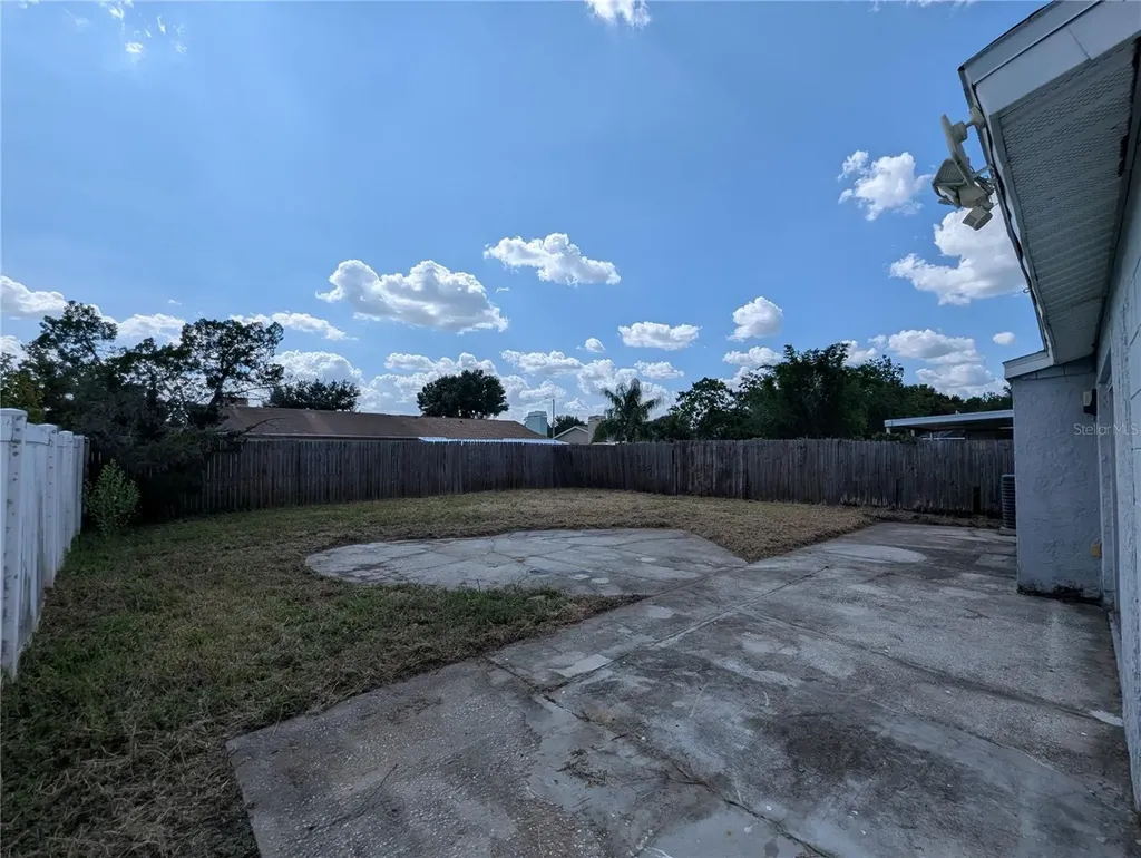 1209 Mohrlake Drive Brandon FL 33511