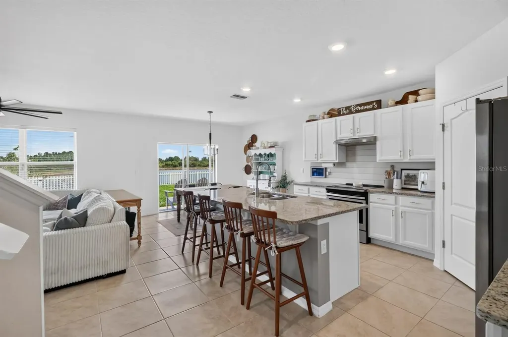 2767 Grandbury Grove Road Lakeland FL 33811