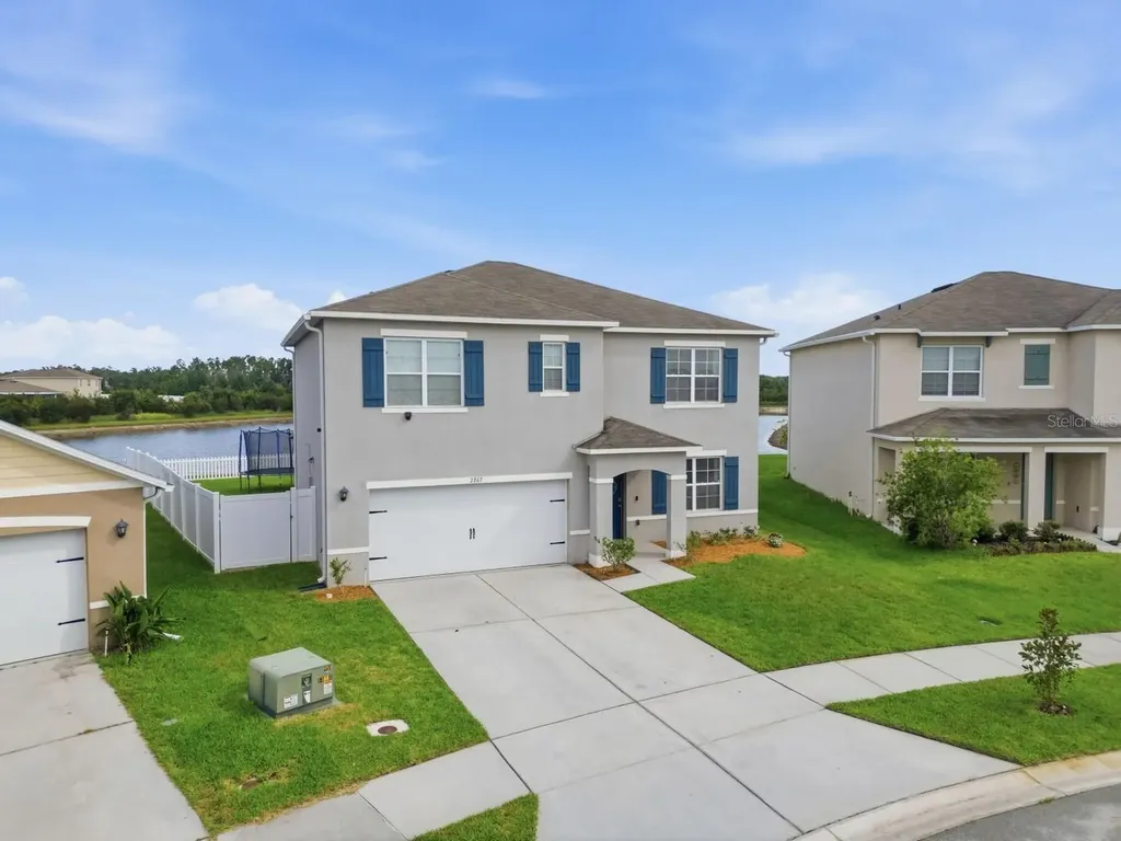 2767 Grandbury Grove Road Lakeland FL 33811
