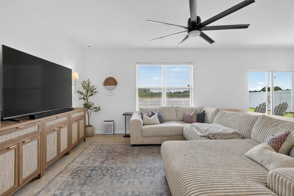 2767 Grandbury Grove Road Lakeland FL 33811