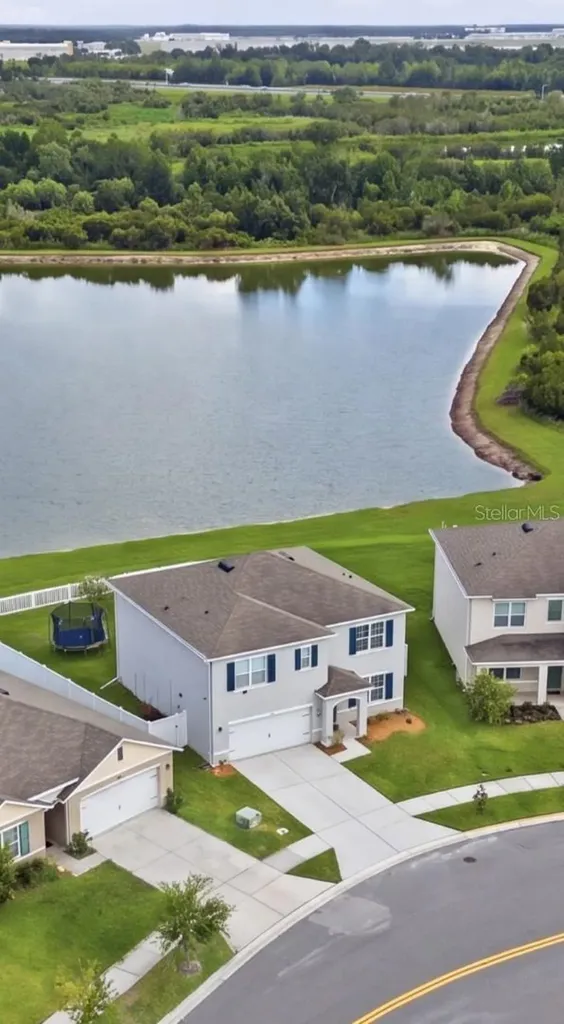 2767 Grandbury Grove Road Lakeland FL 33811