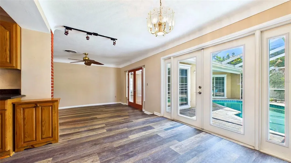 10310 110th Way Seminole FL 33778