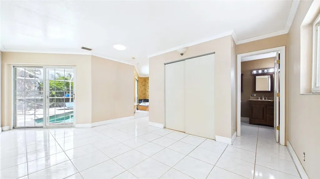 10310 110th Way Seminole FL 33778
