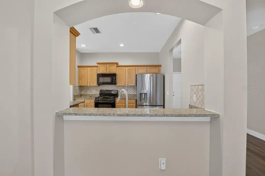5605 Hawklake Road Lithia FL 33547
