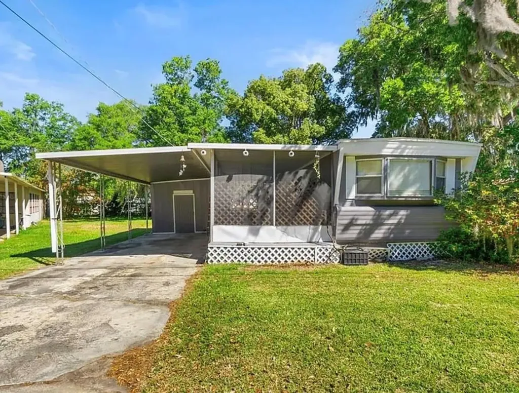 25 Sunset Circle Lake Alfred FL 33850