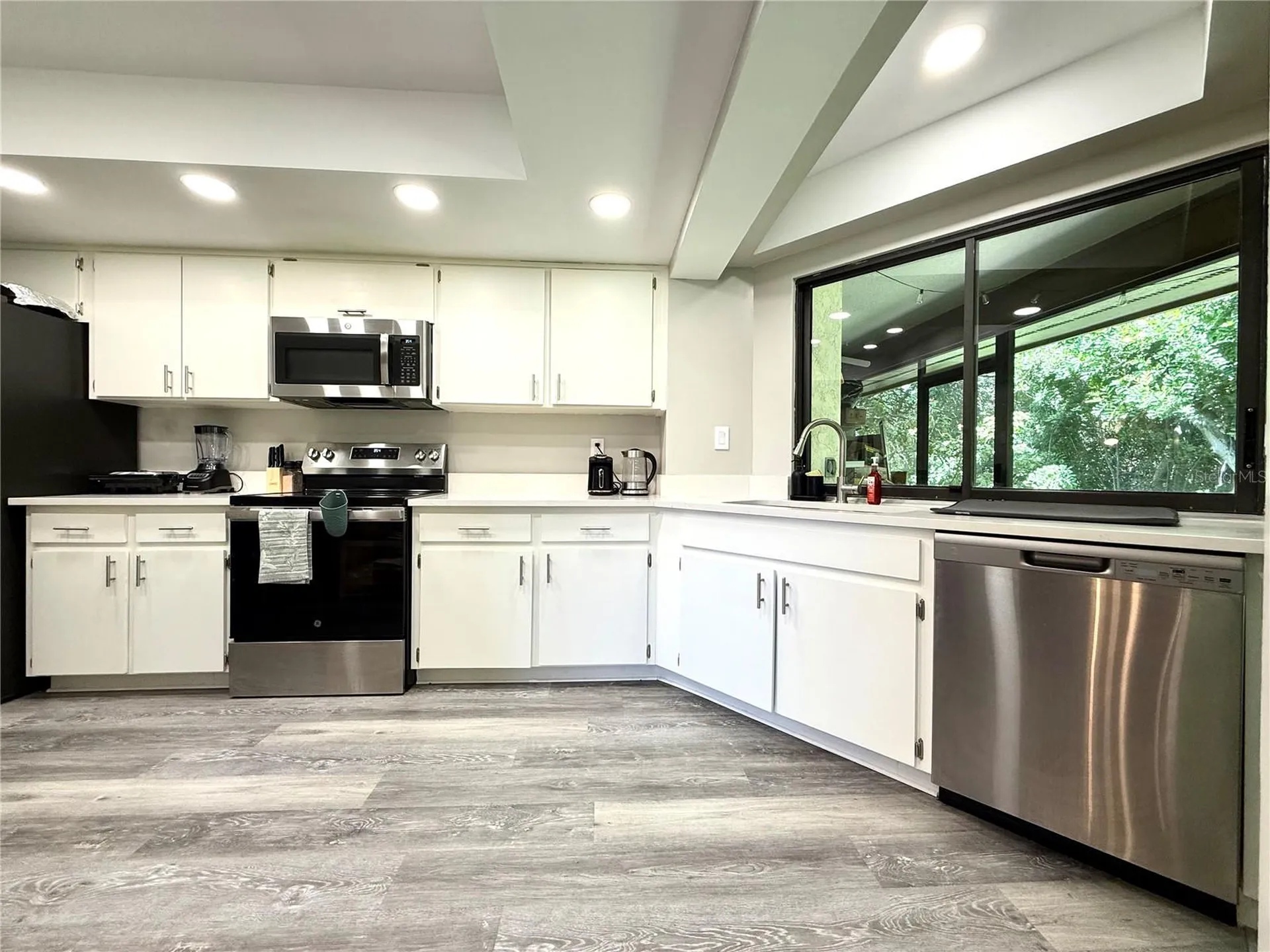 2816 Countrybrook Drive Palm Harbor FL 34684
