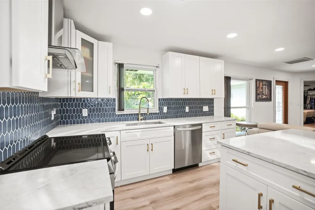 1981 Castille Drive Dunedin FL 34698
