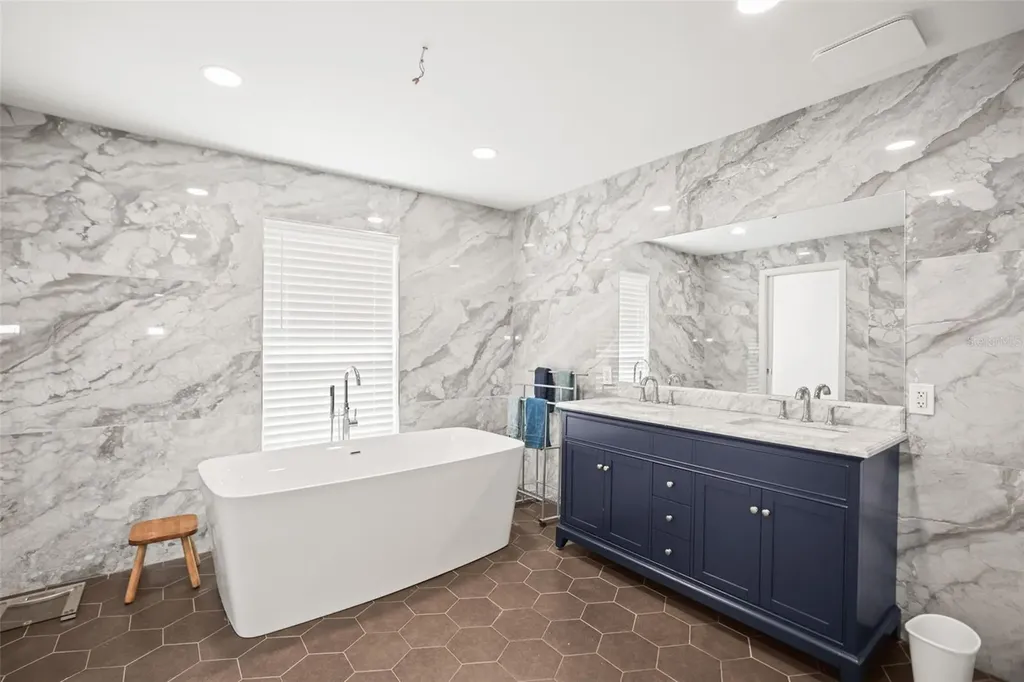 1981 Castille Drive Dunedin FL 34698