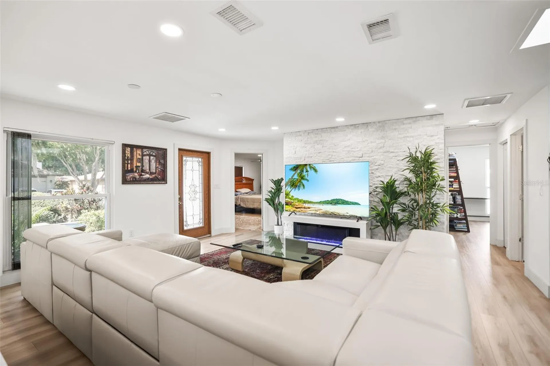 1981 Castille Drive Dunedin FL 34698