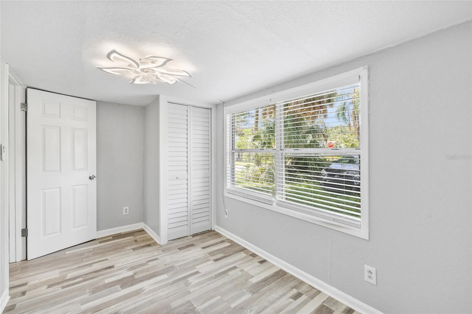 128 W North Street Tampa FL 33604