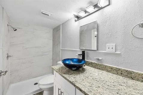 128 W North Street Tampa FL 33604