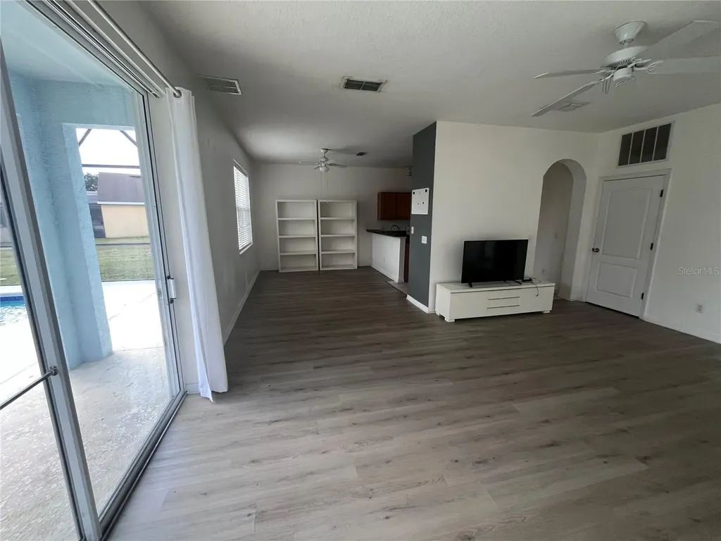 1024 Sandy Ridge Drive Davenport FL 33896