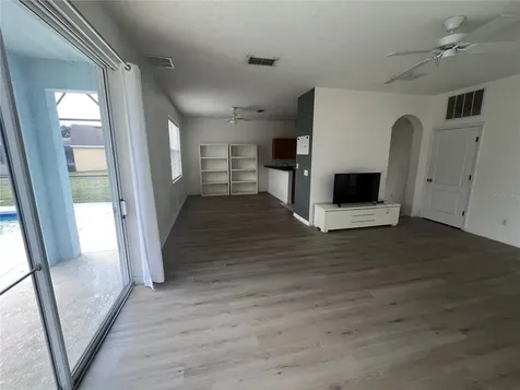 1024 Sandy Ridge Drive Davenport FL 33896