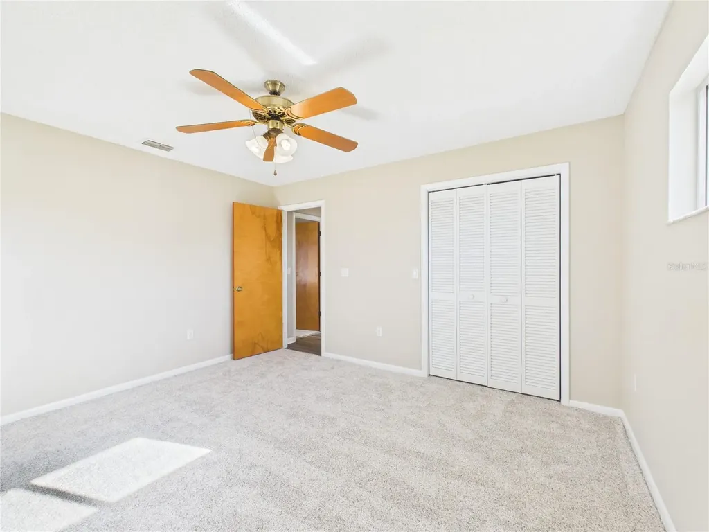 10482 S Clint Loop Floral City FL 34436