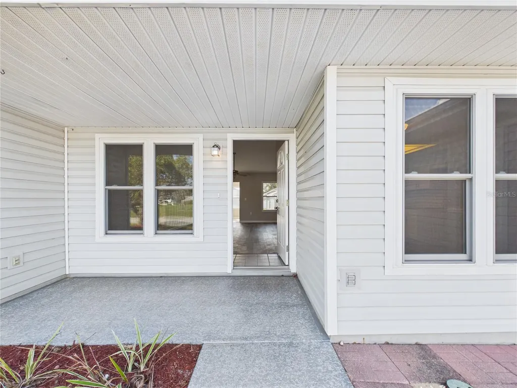 10482 S Clint Loop Floral City FL 34436