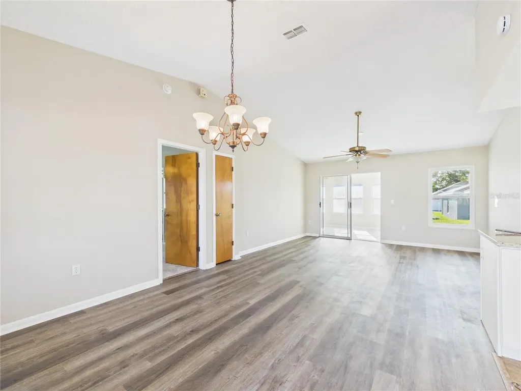 10482 S Clint Loop Floral City FL 34436