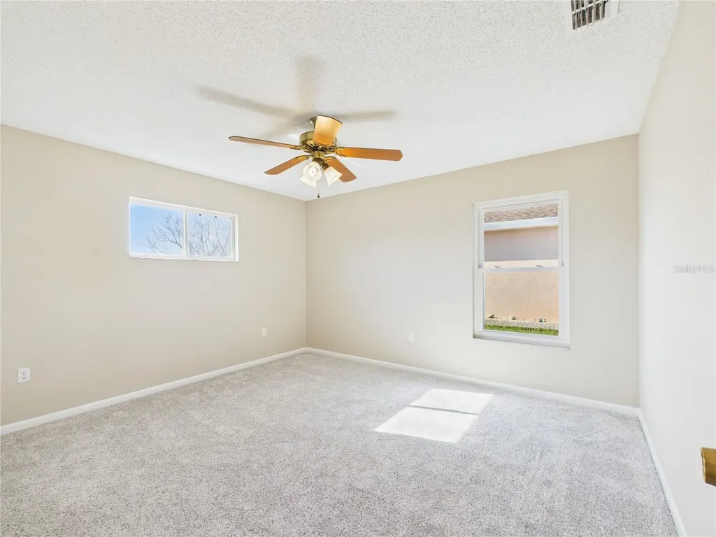 10482 S Clint Loop Floral City FL 34436