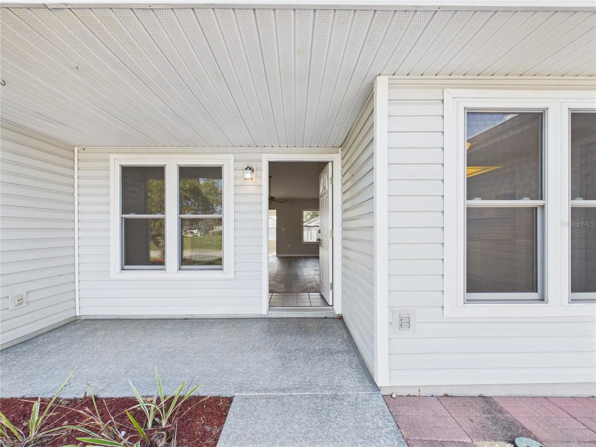 10482 S Clint Loop Floral City FL 34436