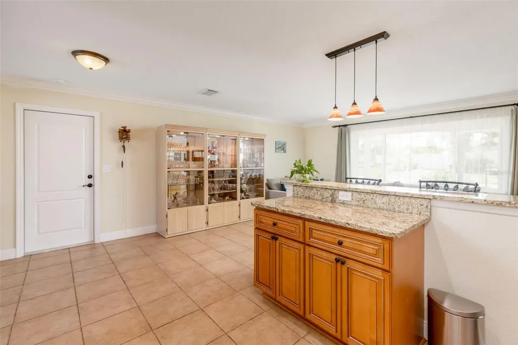 6348 115th Lane Seminole FL 33772